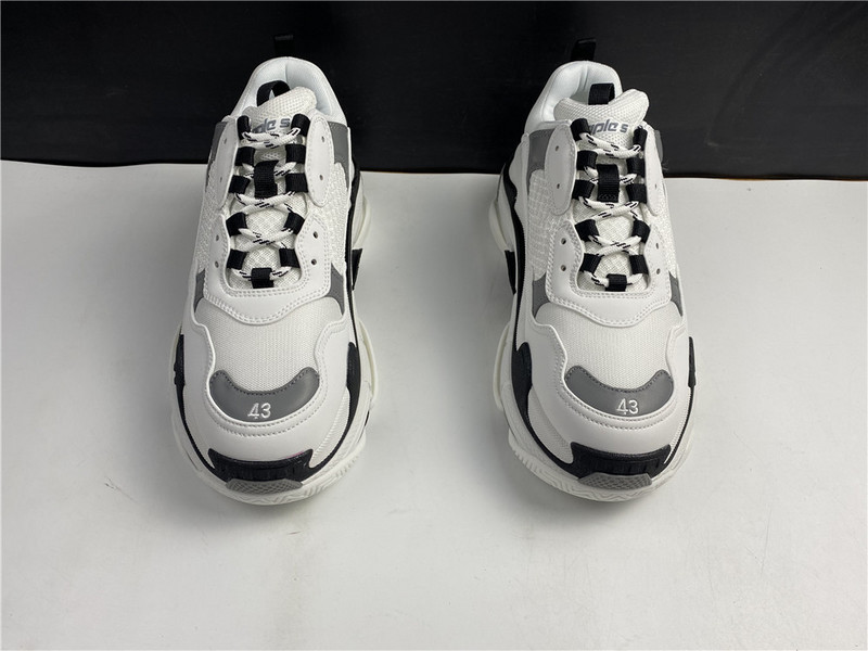 Ba*len*cia*ga gray sneaker 536737 w0901 9089