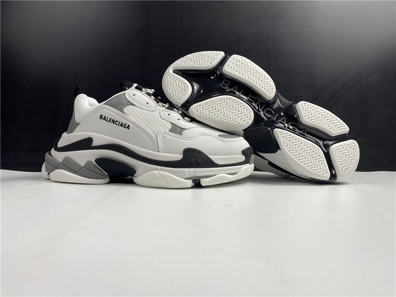 Ba*len*cia*ga gray sneaker 536737 w0901 9089
