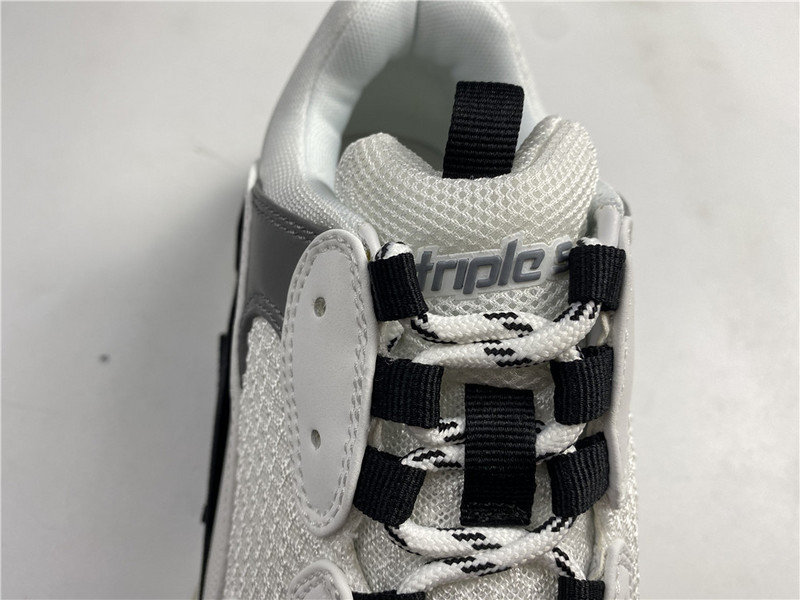 Ba*len*cia*ga gray sneaker 536737 w0901 9089
