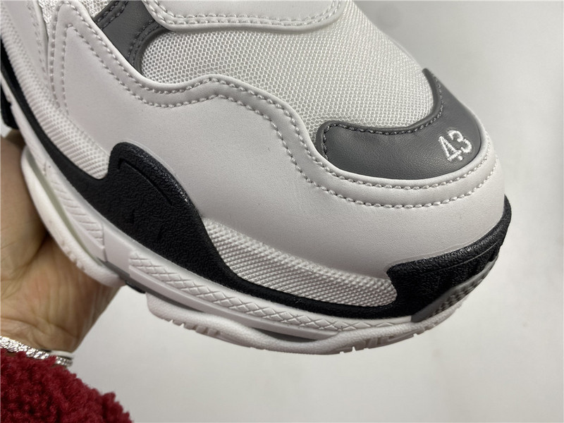 Ba*len*cia*ga gray sneaker 536737 w0901 9089