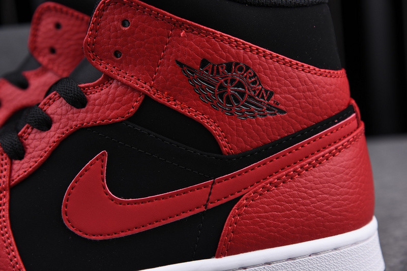 Air Jordan 1 aj1 mid 554724-054