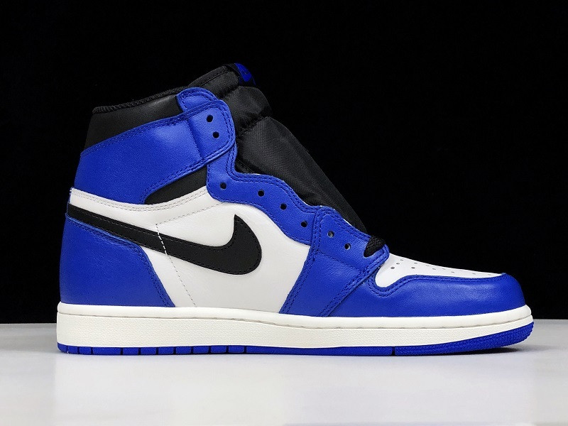 Air Jordan 1 Retro High OG 555088-403