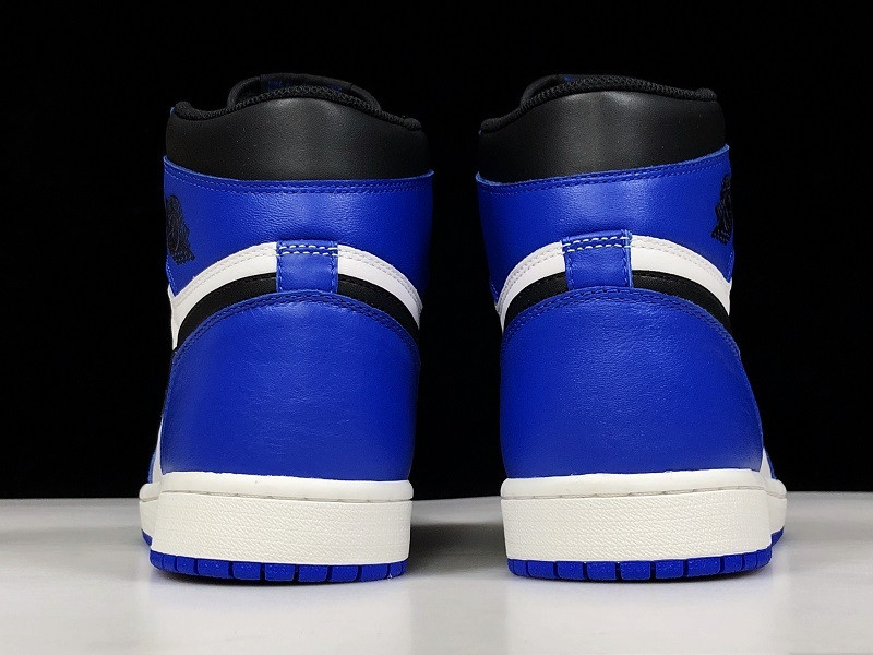 Air Jordan 1 Retro High OG 555088-403