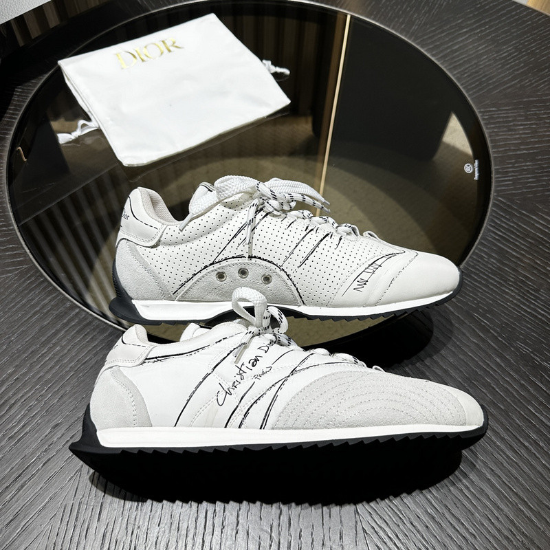 D-Sketch Sneaker