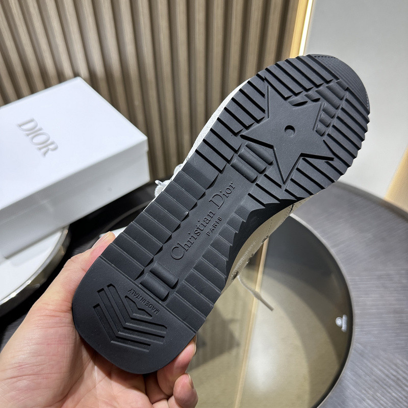 D-Sketch Sneaker