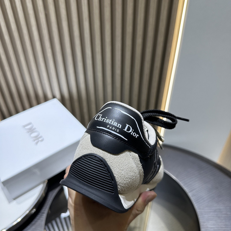 D-Sketch Sneaker