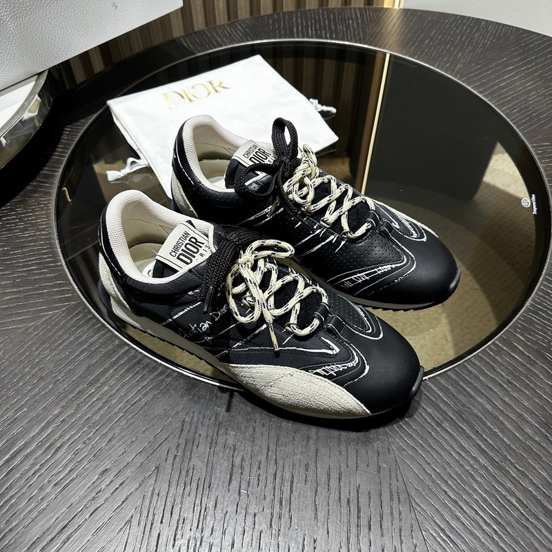 D-Sketch Sneaker