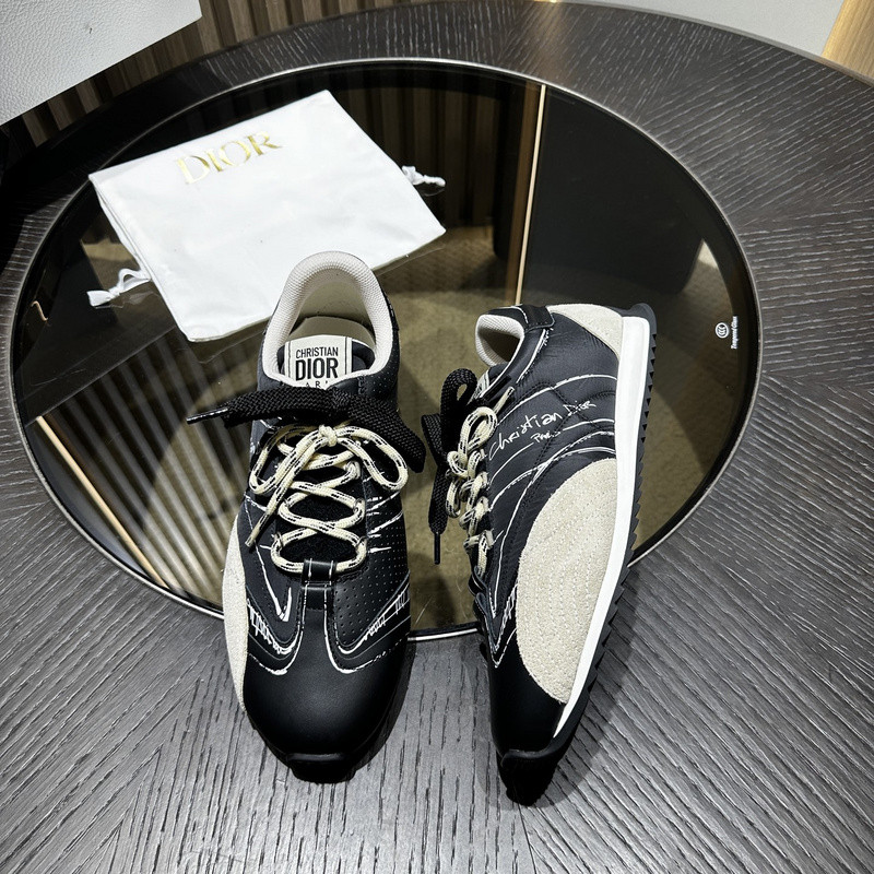 D-Sketch Sneaker