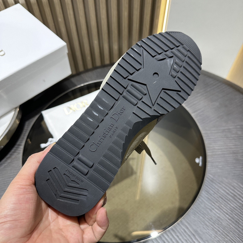 D-Sketch Sneaker