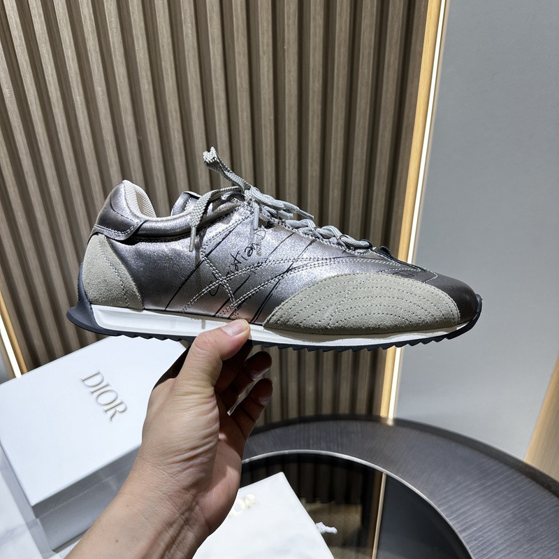 D-Sketch Sneaker