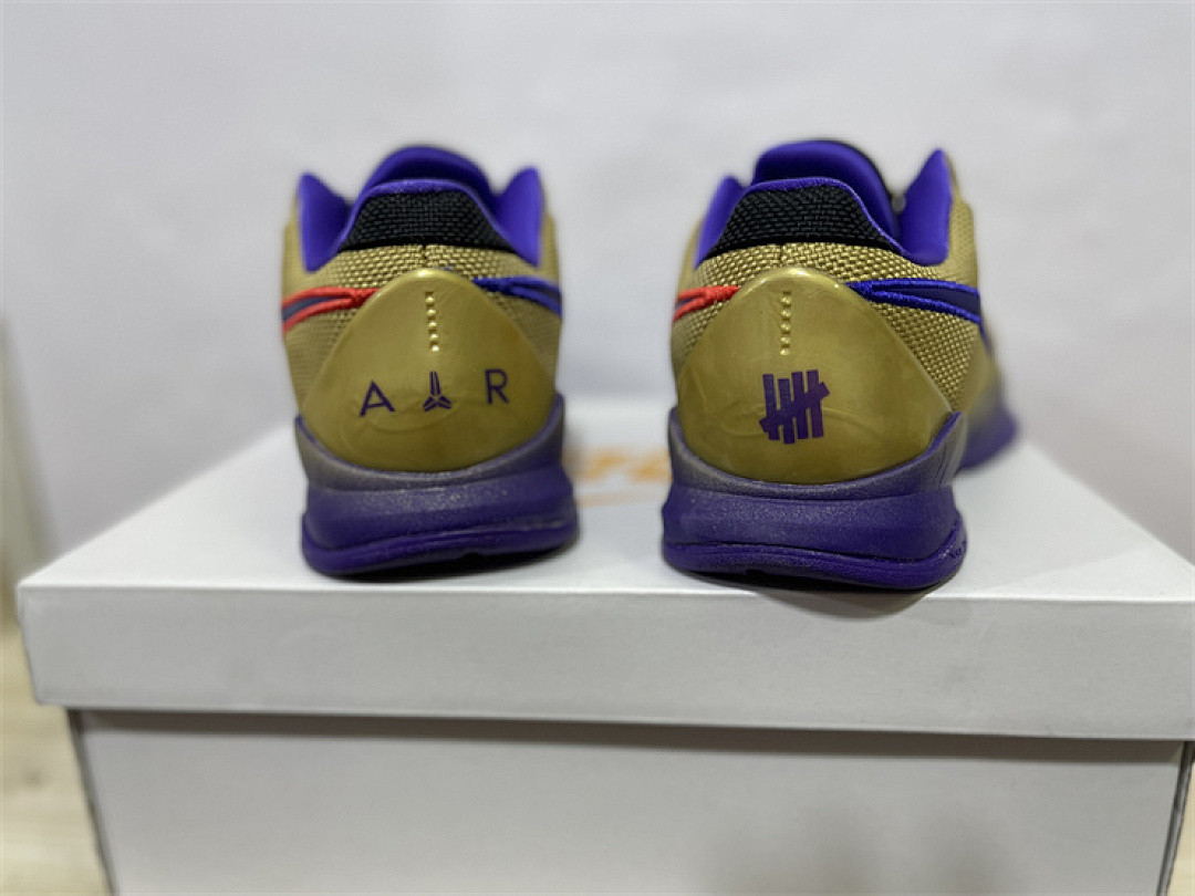 Nike Kobe 5 Protro x Undefeated Hall of Fame | DA6809-700