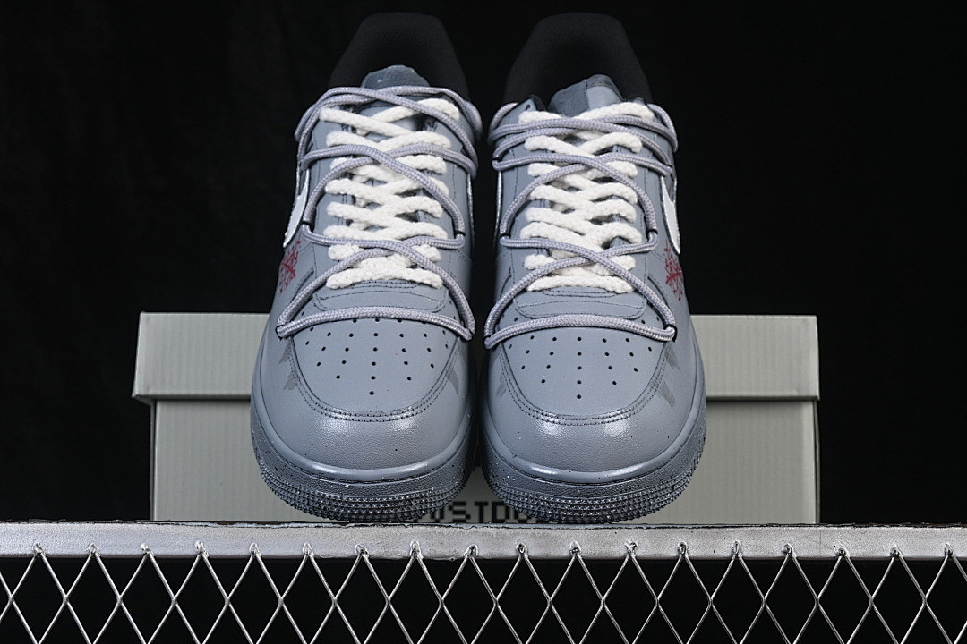 Nike Air Force 1 Low 