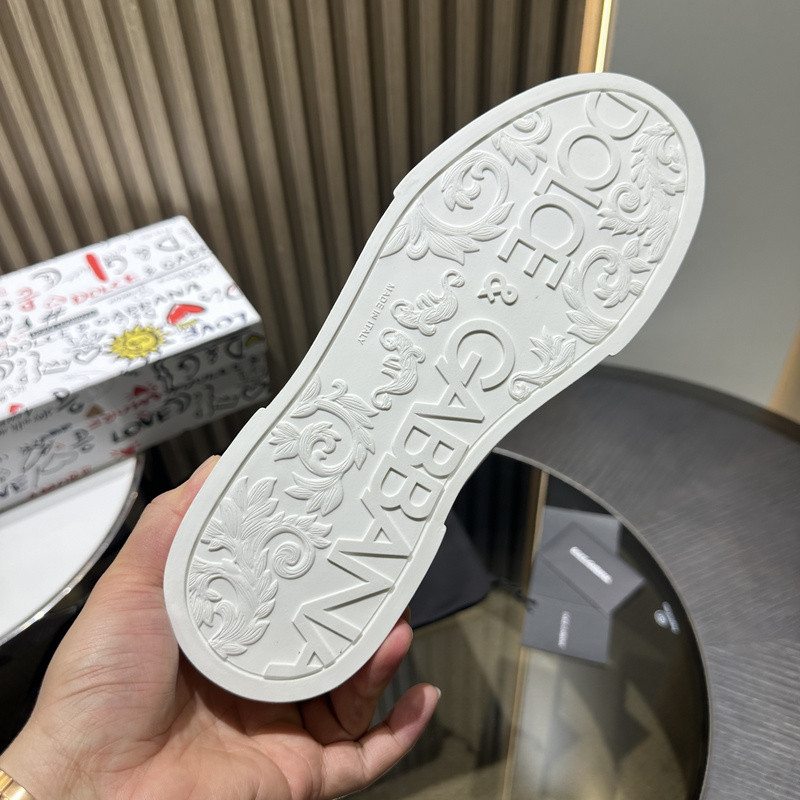 DG SNEAKER