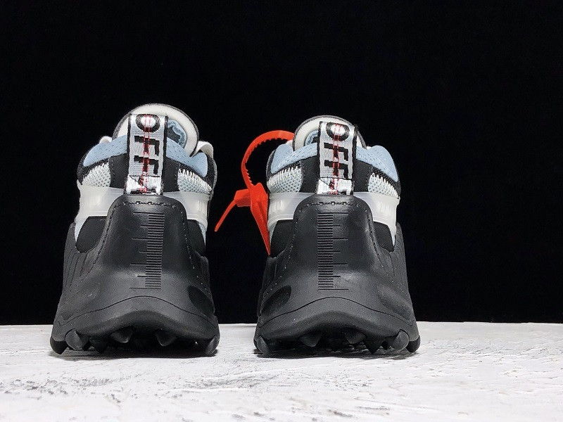 OW C/O ODSY-1000 Sneaker Black