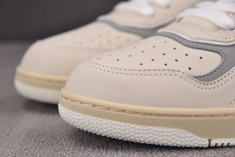 DIOR SNEAKERS