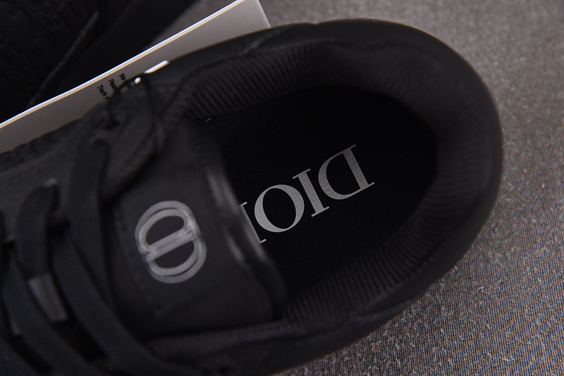 DIOR SNEAKERS