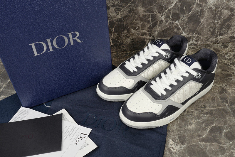DIOR SNEAKERS