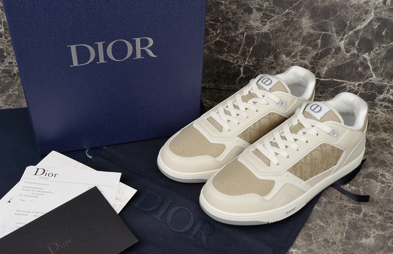 DIOR SNEAKERS
