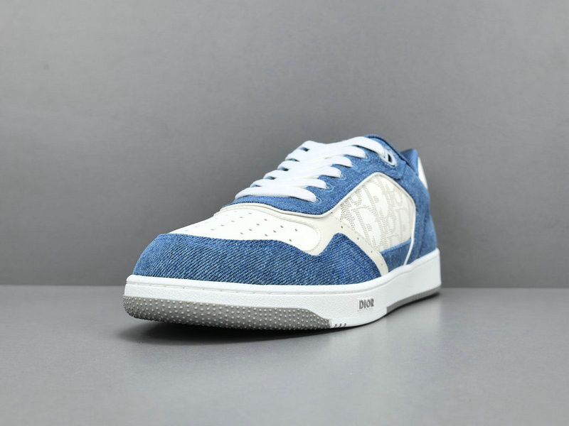 DIOR SNEAKERS