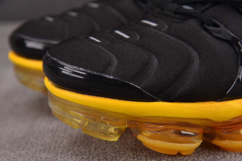Air VaporMax Plus