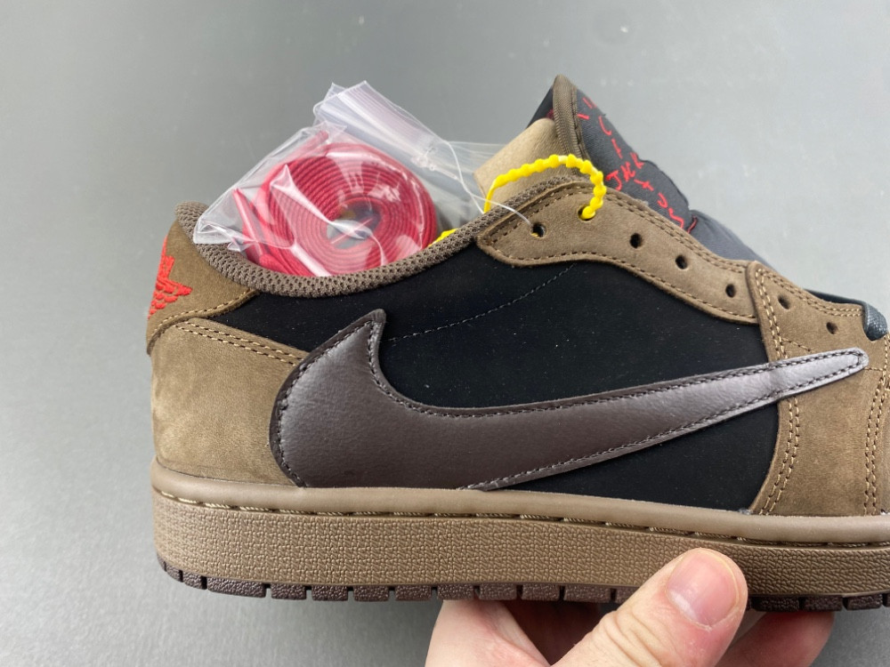 Jordan 1 Retro Low x Travis Scott Velvet Brown DM7866-202