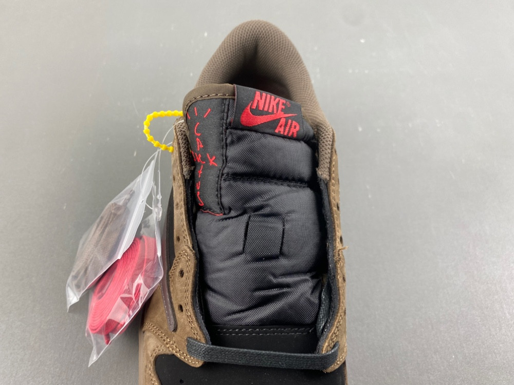 Jordan 1 Retro Low x Travis Scott Velvet Brown DM7866-202