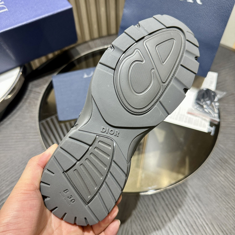 DR B30 SNEAKER