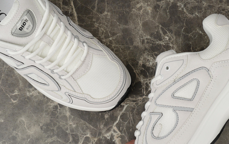 DR B30 SNEAKER