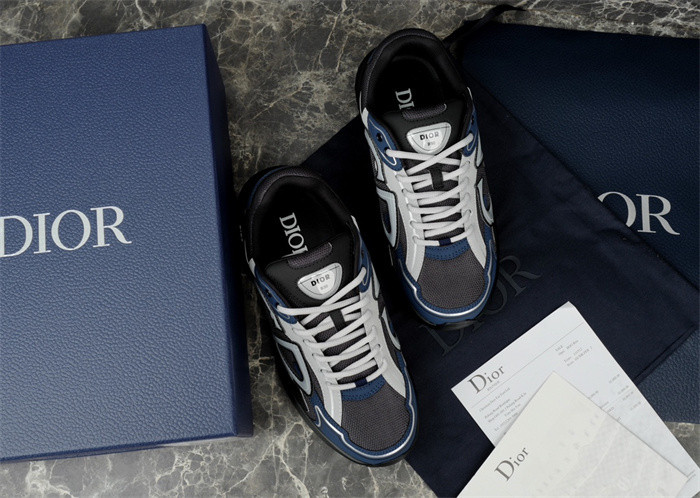 DR B30 SNEAKER