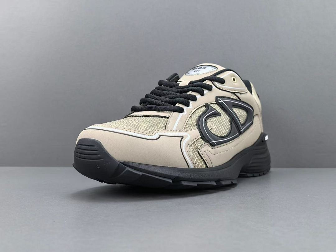 DR B30 SNEAKER