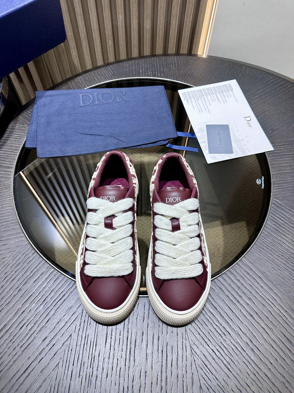 DR B33 SNEAKER