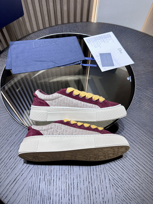DR B33 SNEAKER