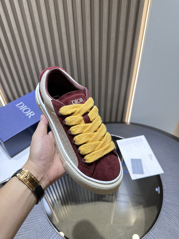 DR B33 SNEAKER