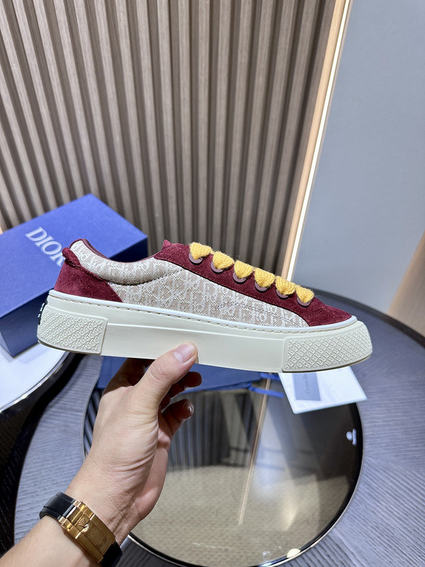 DR B33 SNEAKER