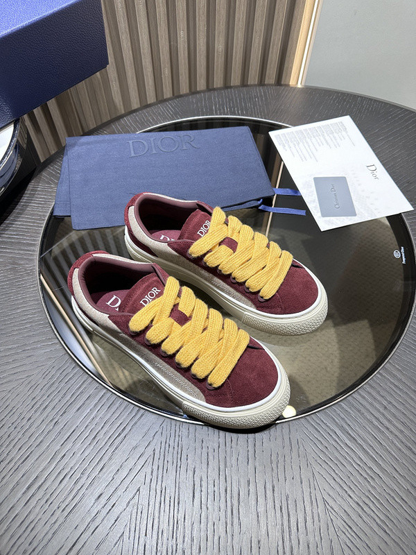 DR B33 SNEAKER