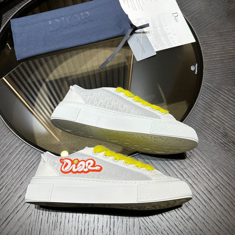 DR B33 SNEAKER