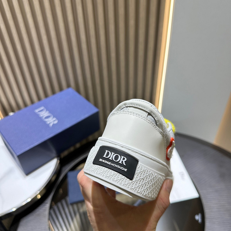 DR B33 SNEAKER