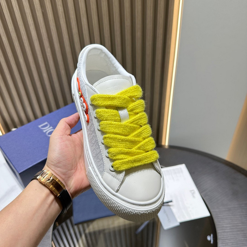 DR B33 SNEAKER