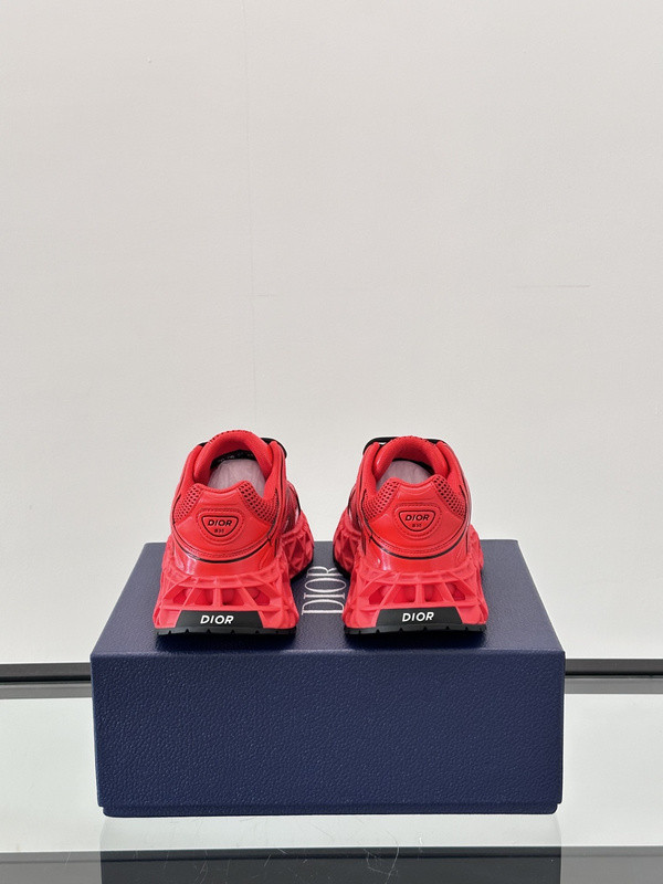DR B35 NXXT sneaker