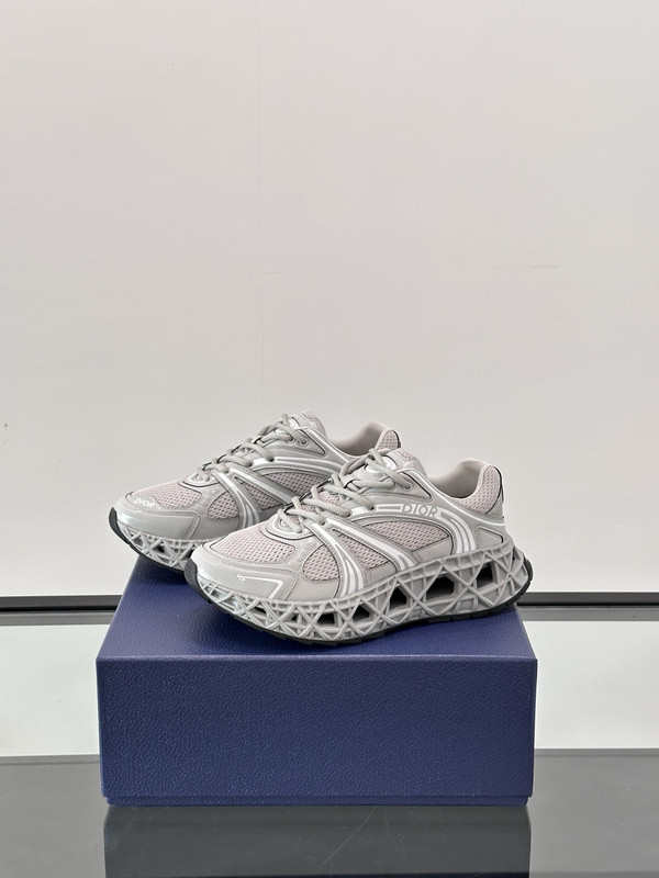DR B35 NXXT sneaker