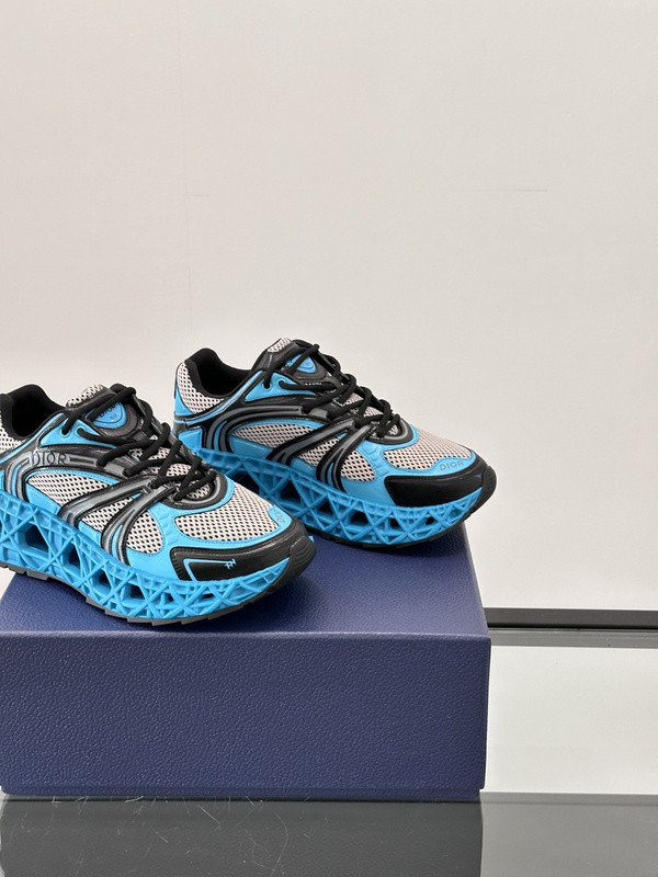 DR B35 NXXT sneaker