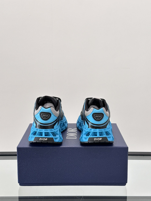 DR B35 NXXT sneaker