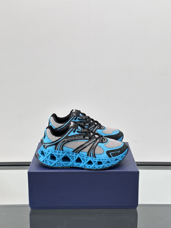 DR B35 NXXT sneaker