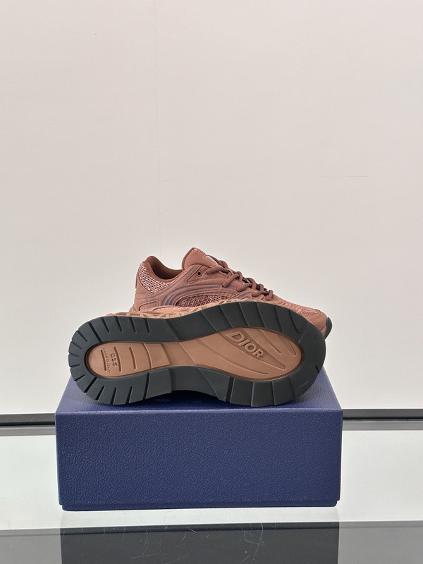 DR B35 NXXT sneaker