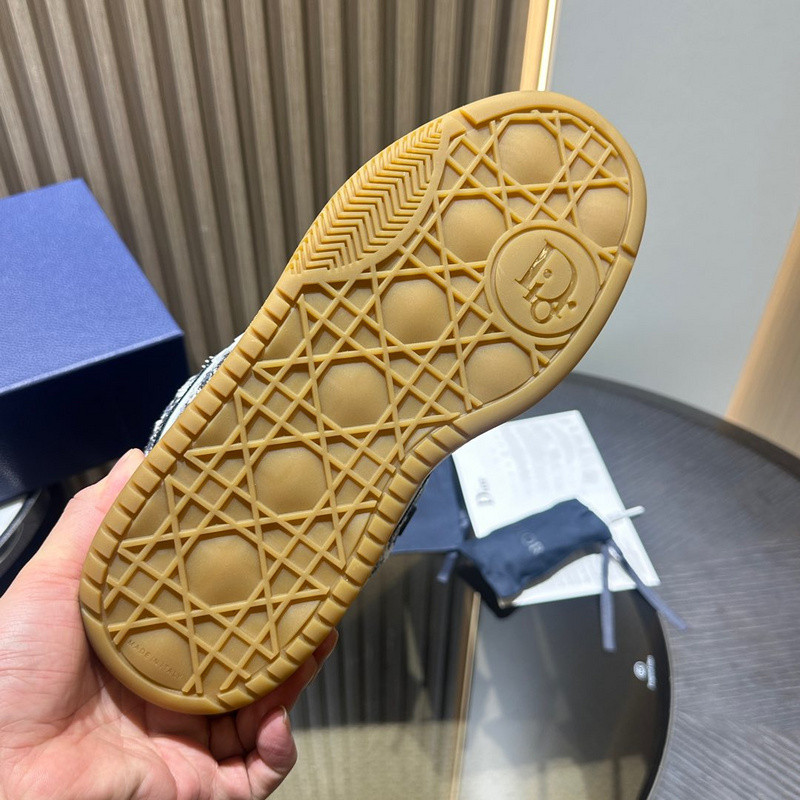DR BS9 SNEAKER