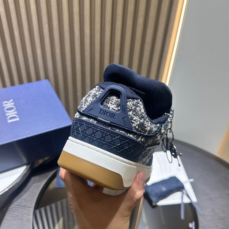 DR BS9 SNEAKER