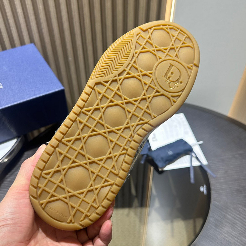 DR BS9 SNEAKER