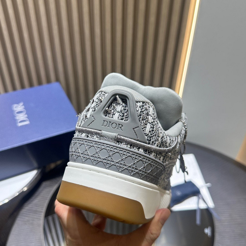 DR BS9 SNEAKER