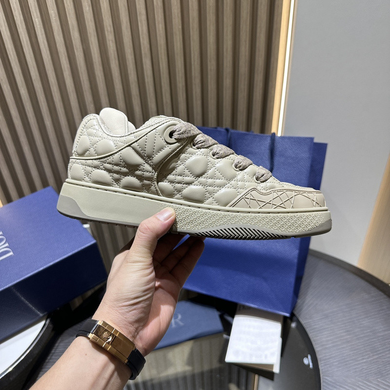 DR BS9 SNEAKER