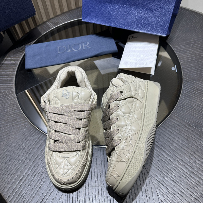 DR BS9 SNEAKER